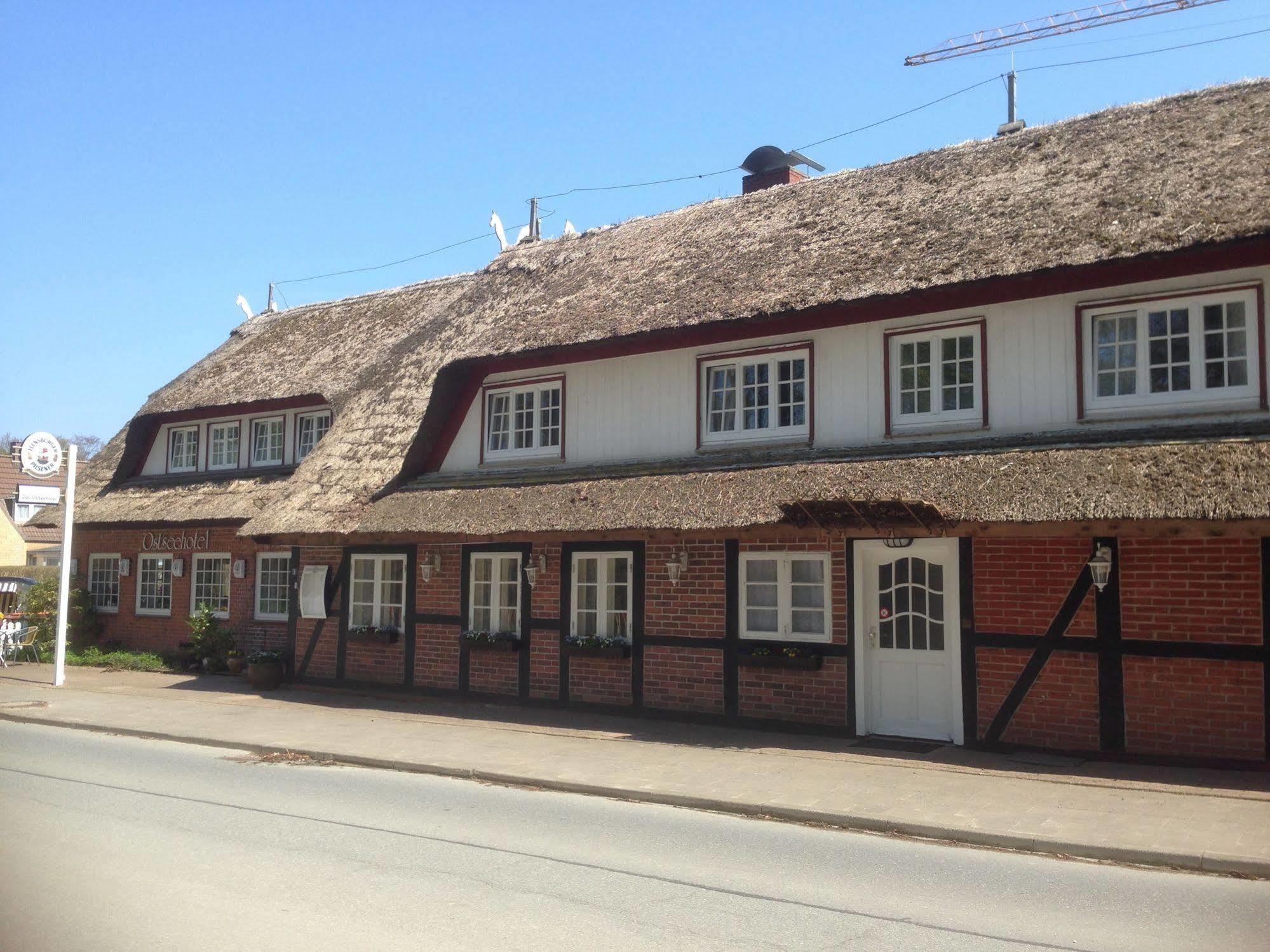 Das Ostseehotel Blekendorf Luaran gambar